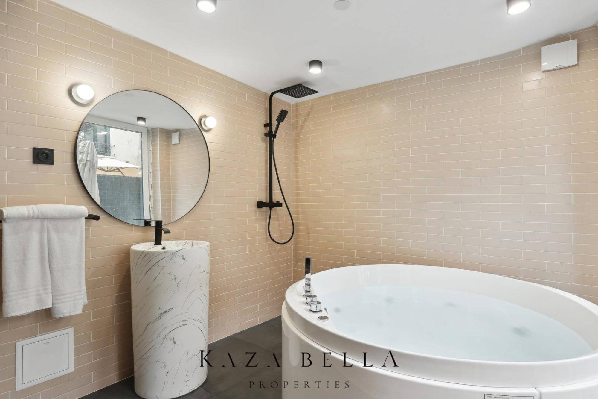 Kaza Bella - Maisons Alfort 6 Luxurious Little House With Private Garden And Jacuzzi Εξωτερικό φωτογραφία